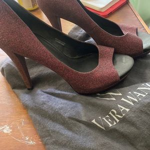 Vintage Vera wang glitter pumps